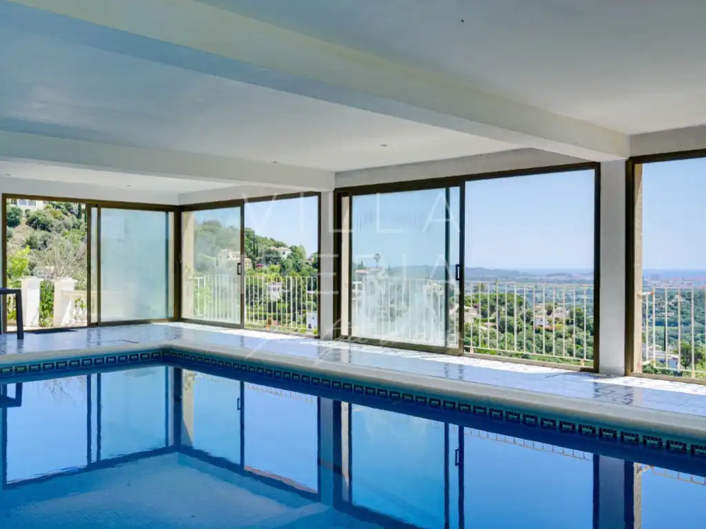 Casa amb piscina en venda a Calle Siena 1, imagen 2