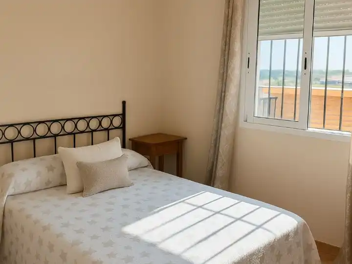Schlafzimmer von Dachboden zur Miete in Vera mit Klimaanlage, Terrasse und Schwimmbad