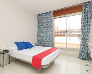 Bedroom of Flat to share in  Barcelona Capital  with Air Conditioner, Heating and Terrace