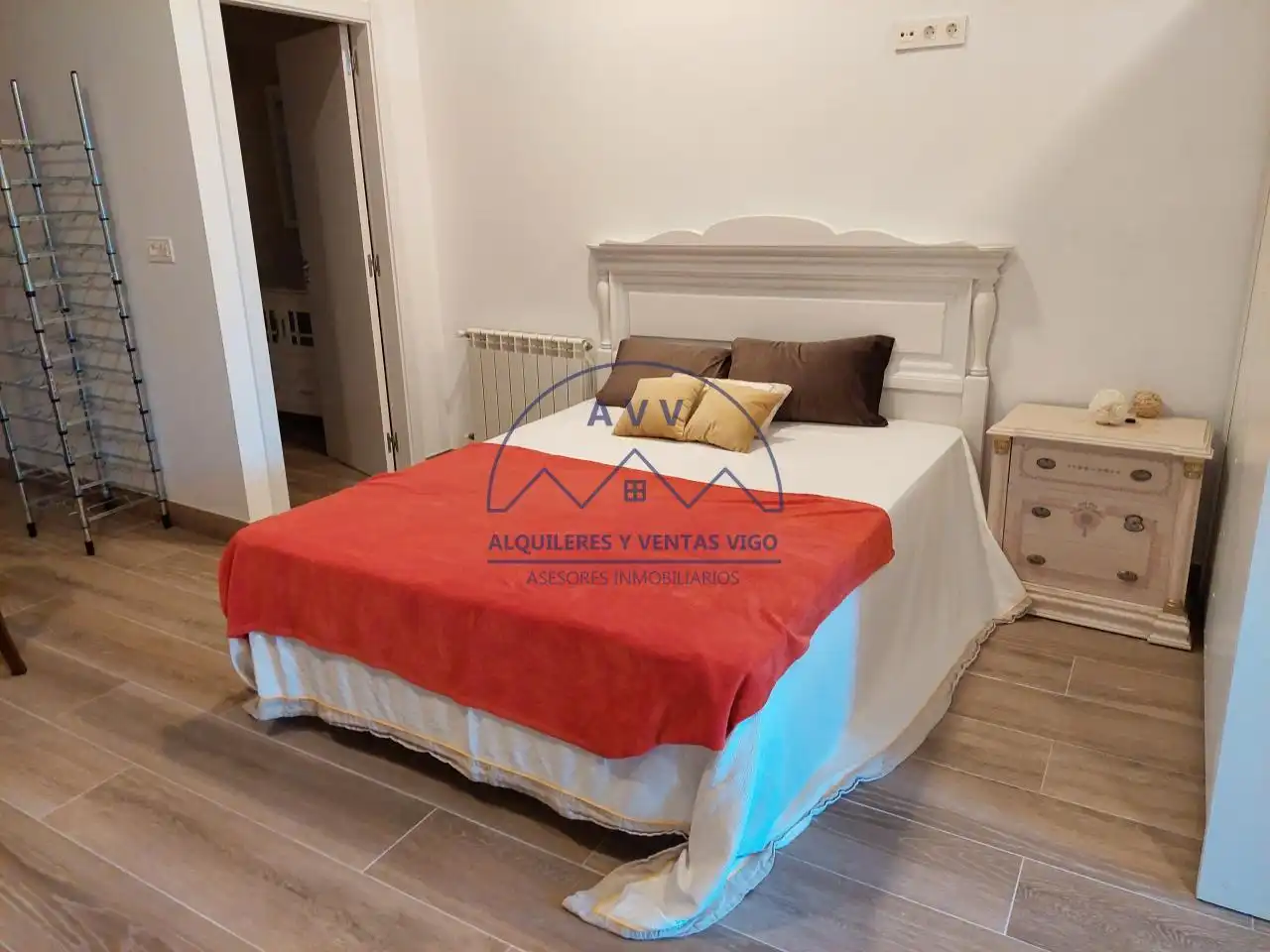 Habitación de Loft de alquiler en Vigo  con Calefacción y Amueblado