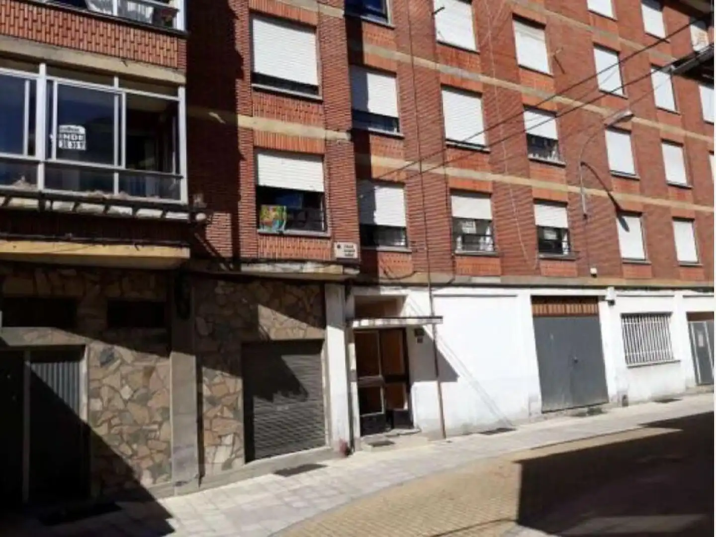 Vista exterior de Pis en venda en Bembibre