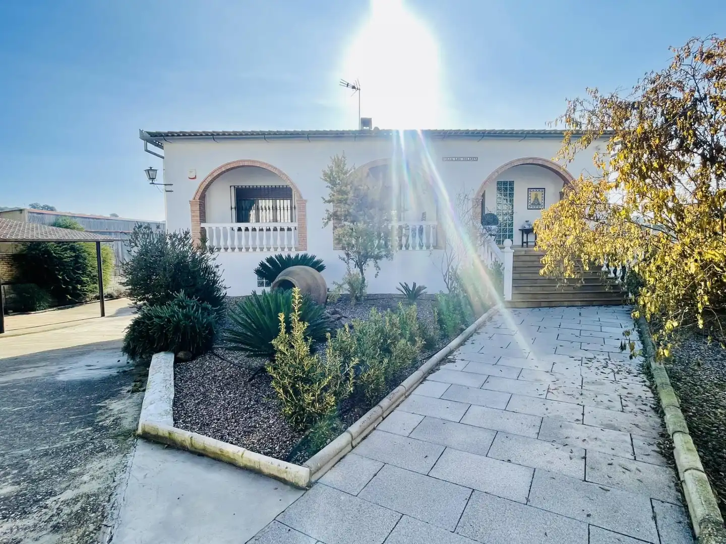 Vista exterior de Finca rústica en venta en Badolatosa con Jardín privado, Terraza y Piscina
