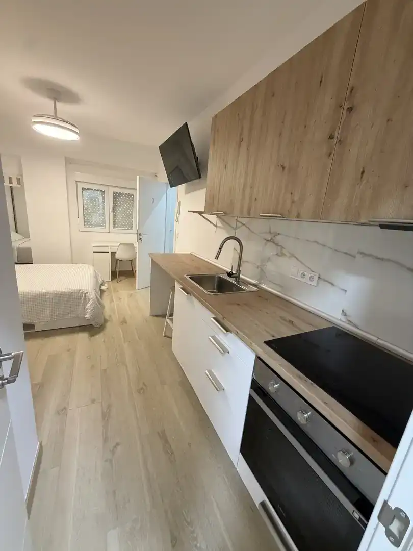 Cuina de Estudi per a compartir en Murcia amb Aire condicionat, Parquet i Piscina