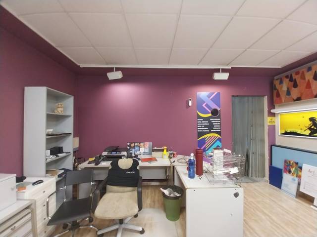 Local comercial en Alquiler en Altozano - Conde Lumiares