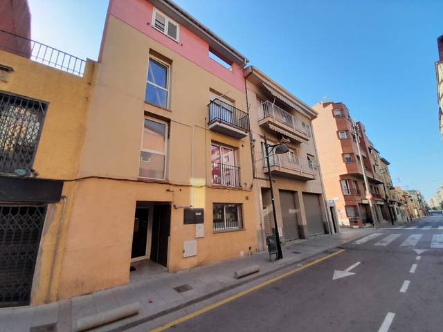Piso en Venta en C/ Riera en Canovelles