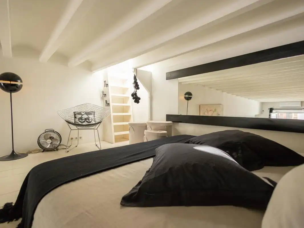 Lofts for sale in Carrer de Guillem de Montgrí, Dalt de la Vila - La Marina