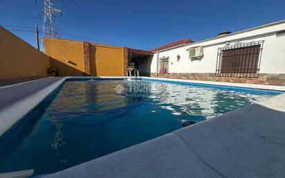 Piscina de Finca rústica en venda en  Córdoba Capital