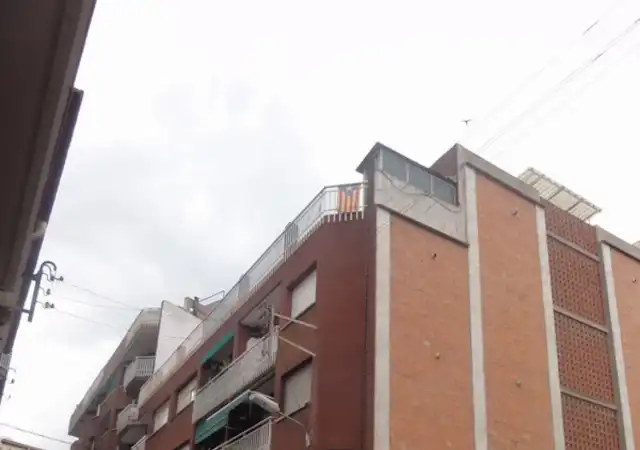 Wohnung zum Verkauf in Col.legis Nous, imagen 2