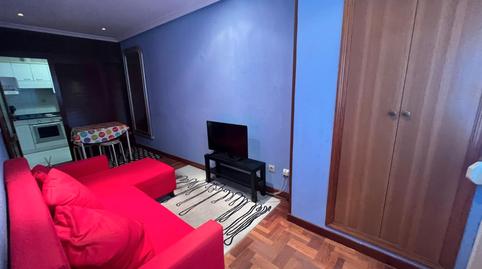 Foto 5 de Apartament de lloguer a Calle Begoña, Barrio del Centro, Asturias