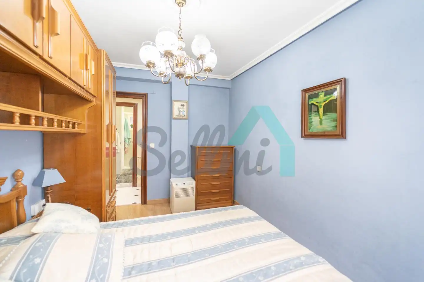 Habitación de Planta baja en venta en Aller con Calefacción, Trastero y Amueblado