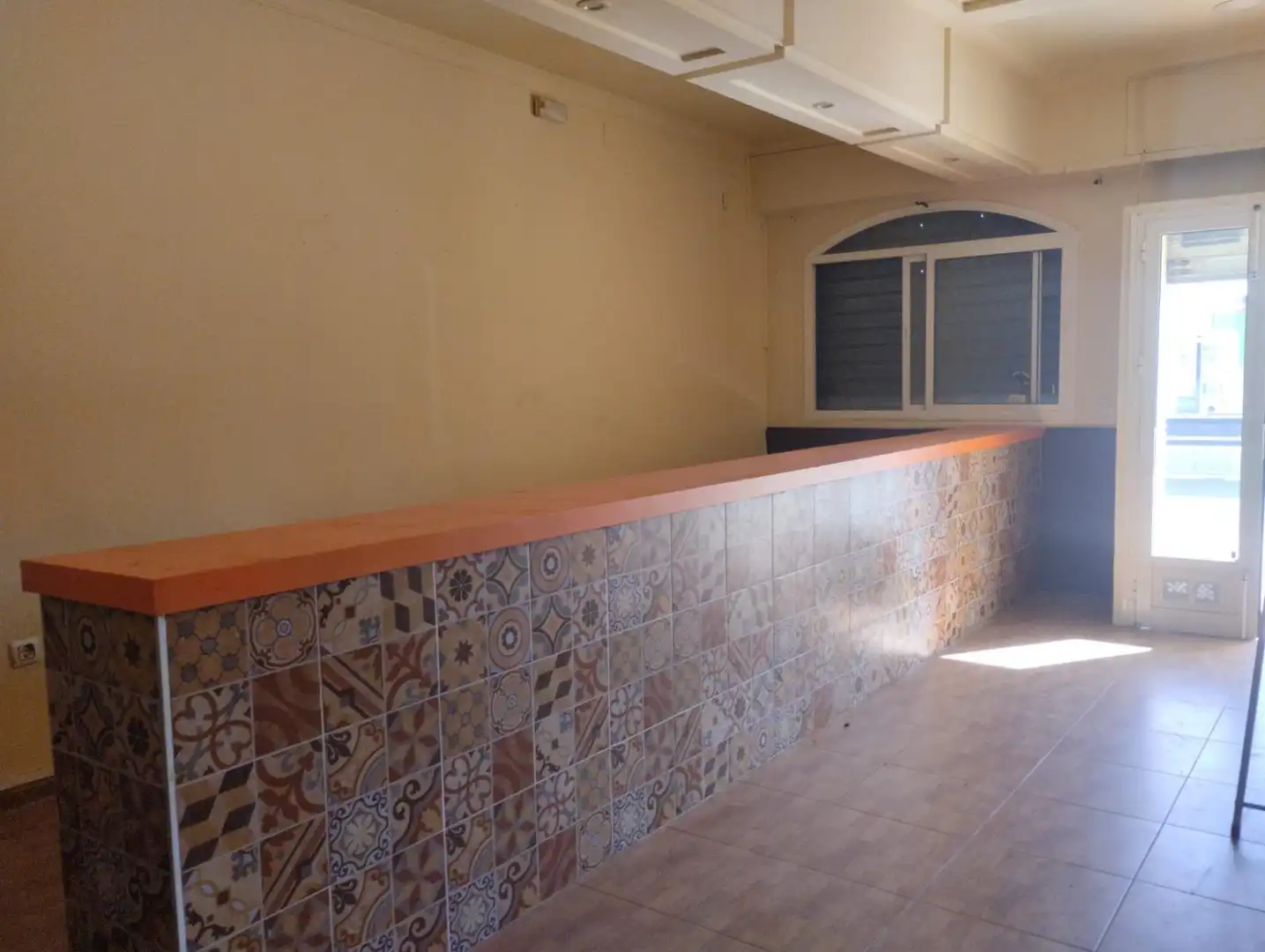 Local comercial en venta en Núcleo urbano, imagen 4