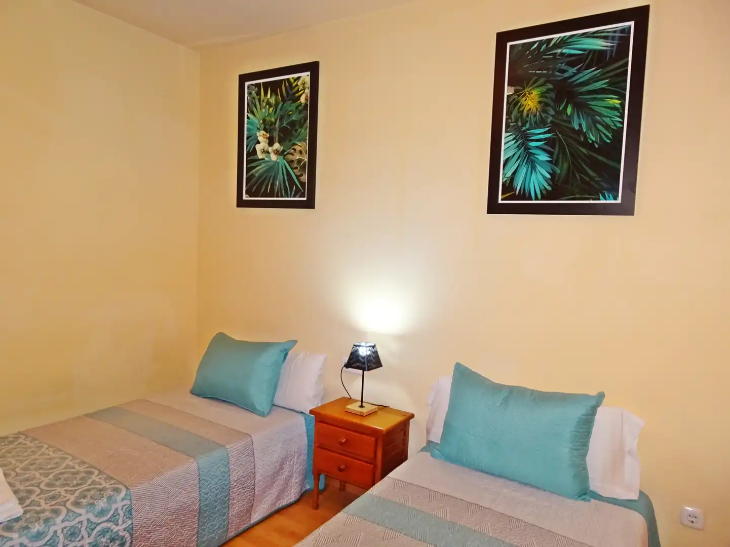 Habitación de Apartamento de alquiler en Gandia con Parquet, Terraza y Amueblado