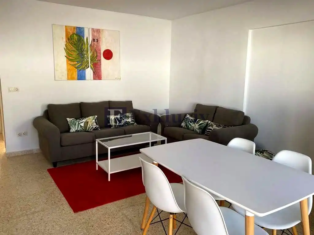 Wohnzimmer von Erdgeschoss zur Miete in Puerto de la Cruz mit Privatgarten, Terrasse und Möbliert