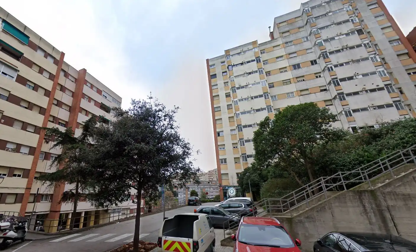 Vista exterior de Piso en venta en Montcada i Reixac