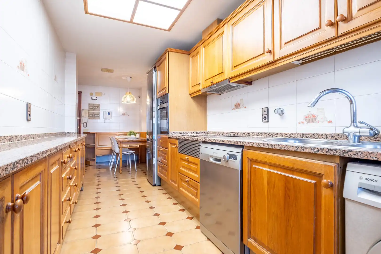 Kitchen of Flat for sale in Zaragoza  with Air Conditioner, Heating and Terrace