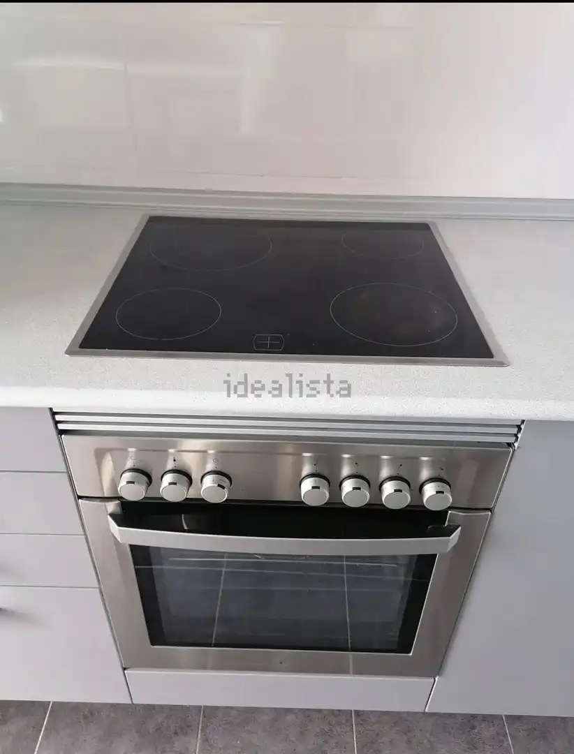 Cocina de Piso de alquiler en Madrid con Calefacción y Terraza