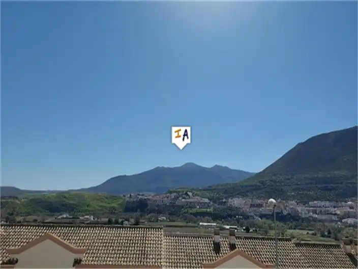 Vista exterior de Casa o xalet en venda en Loja amb Terrassa, Traster i Piscina