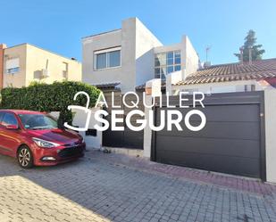 Vista exterior de Casa o xalet de lloguer en Arroyomolinos (Madrid) amb Terrassa