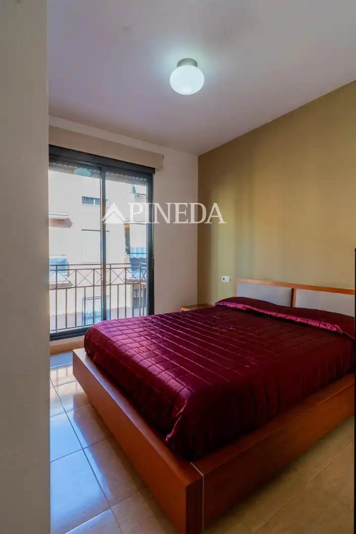 Habitación de Casa adosada en venta en Puçol con Calefacción, Terraza y Trastero