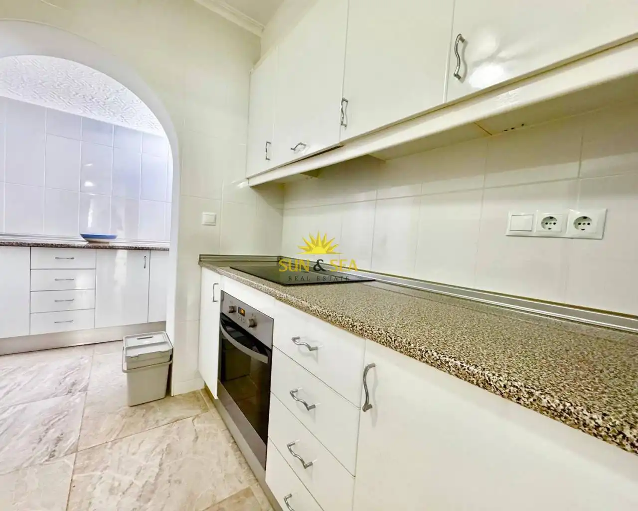 Cocina de Planta baja de alquiler en Orihuela con Aire acondicionado, Calefacción y Terraza