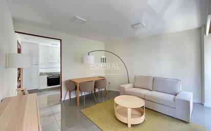 Sala d'estar de Apartament de lloguer en Ourense Capital  amb Calefacció i Moblat