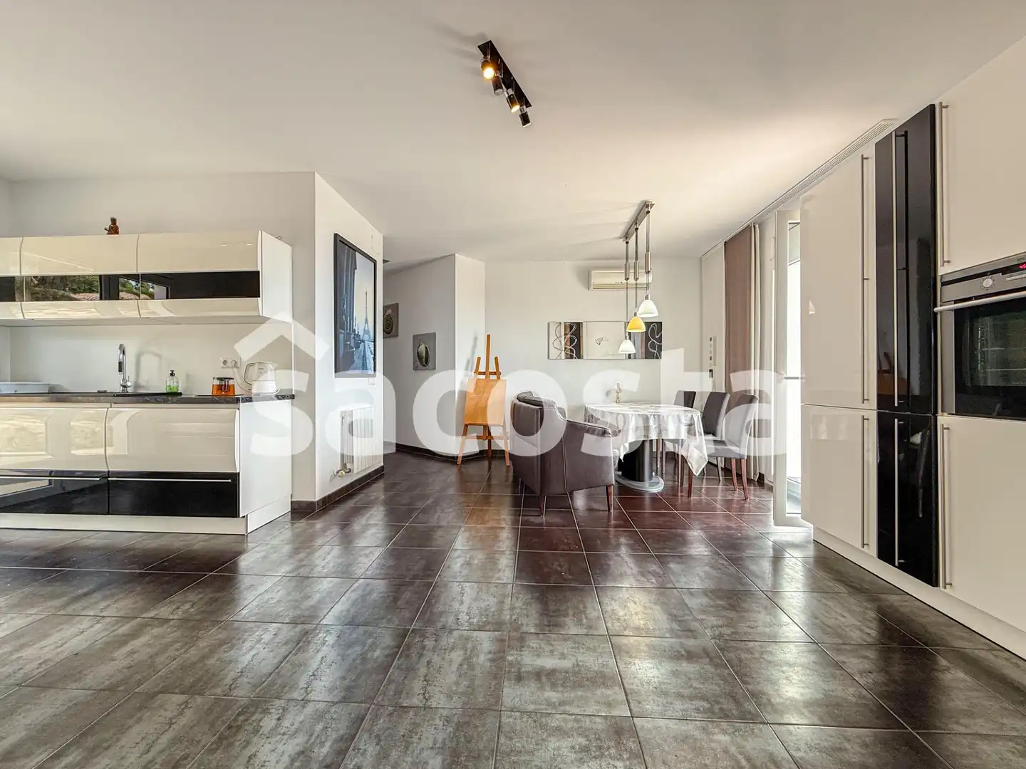 Wohnzimmer von Haus oder Chalet zum Verkauf in Lloret de Mar mit Klimaanlage, Heizung und Privatgarten