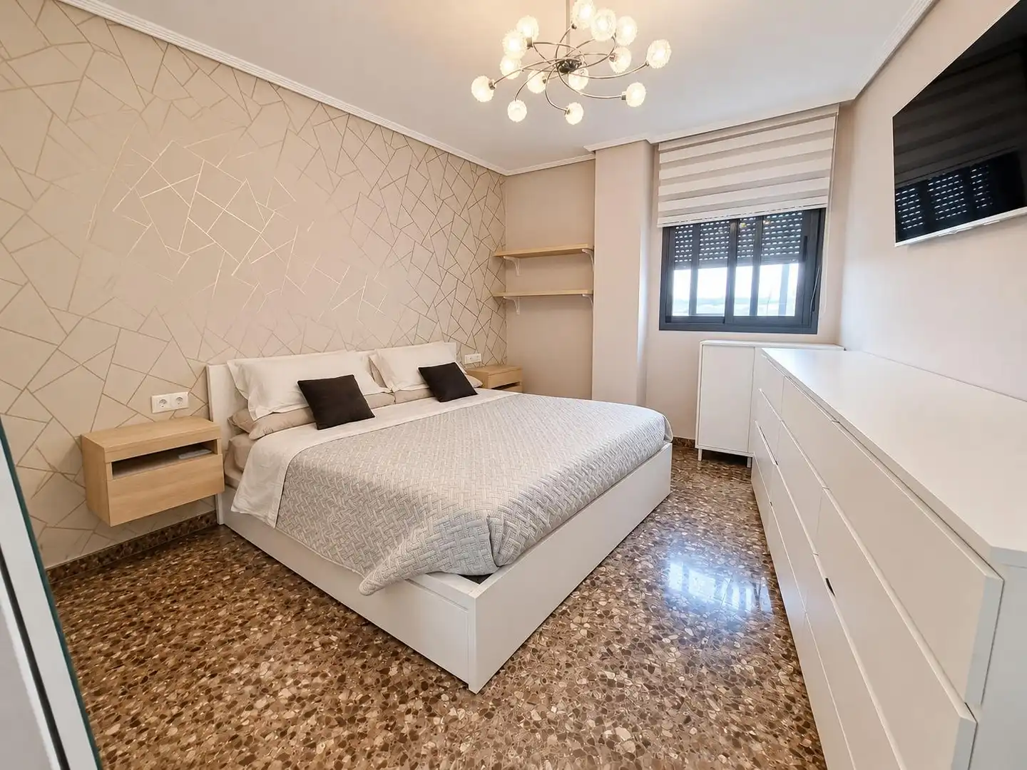 Habitación de Ático en venta en Casc Urbà
