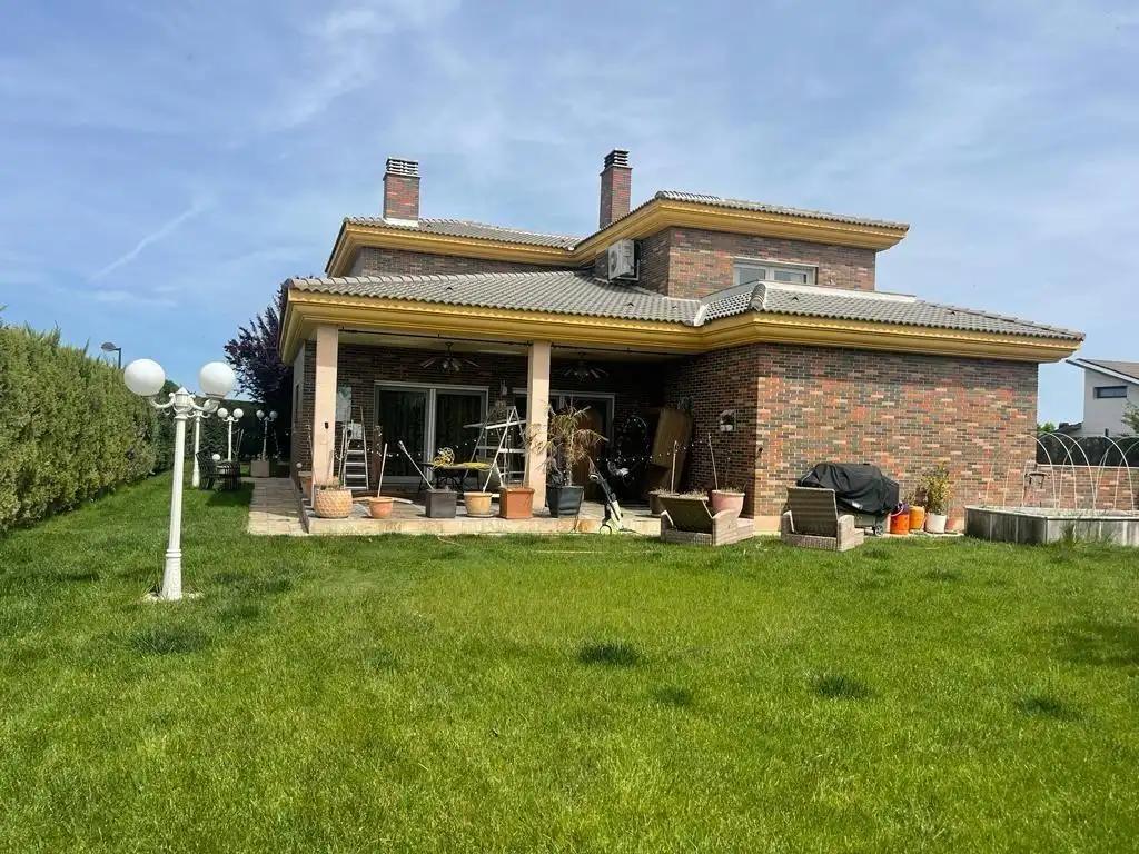Detached house with pool for sale in Laguna de Duero, imagen 14