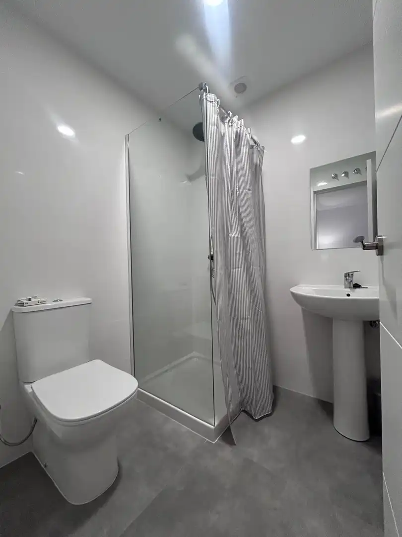 Bany de Apartament de lloguer en Burjassot