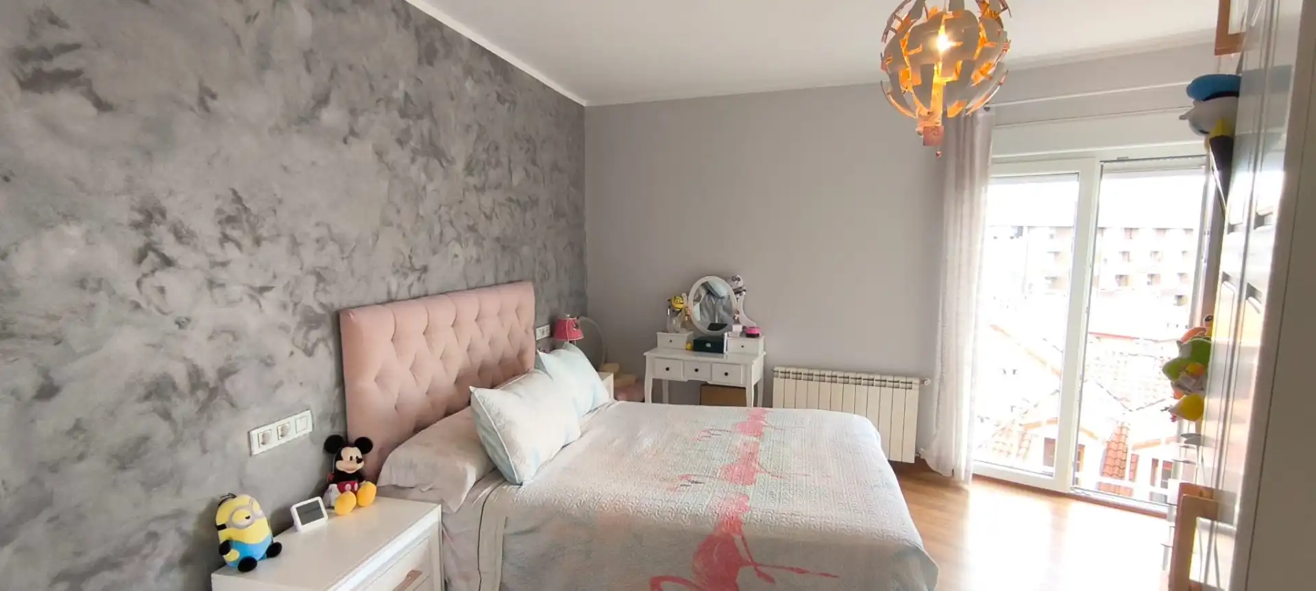 Habitación de Piso en venta en Torrelavega  con Calefacción y Trastero