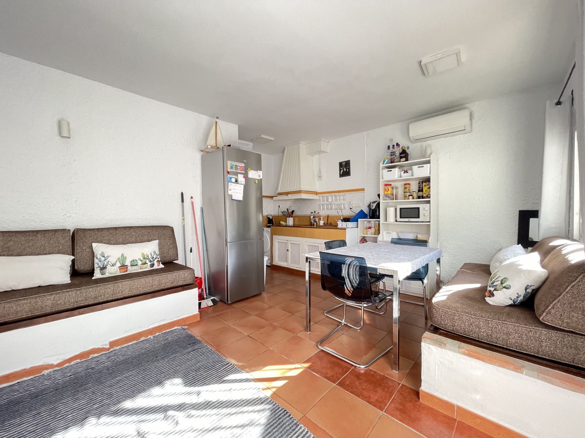 Kitchen of Single-family semi-detached for sale in Estepona  with Air Conditioner, Private garden and Terrace