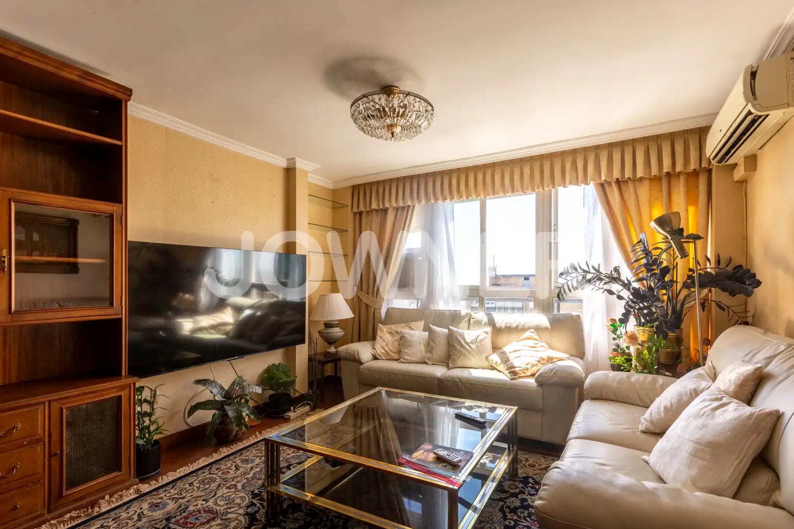 Living room of Flat for rent in Madrid  with Air Conditioner, Heating and Furnished