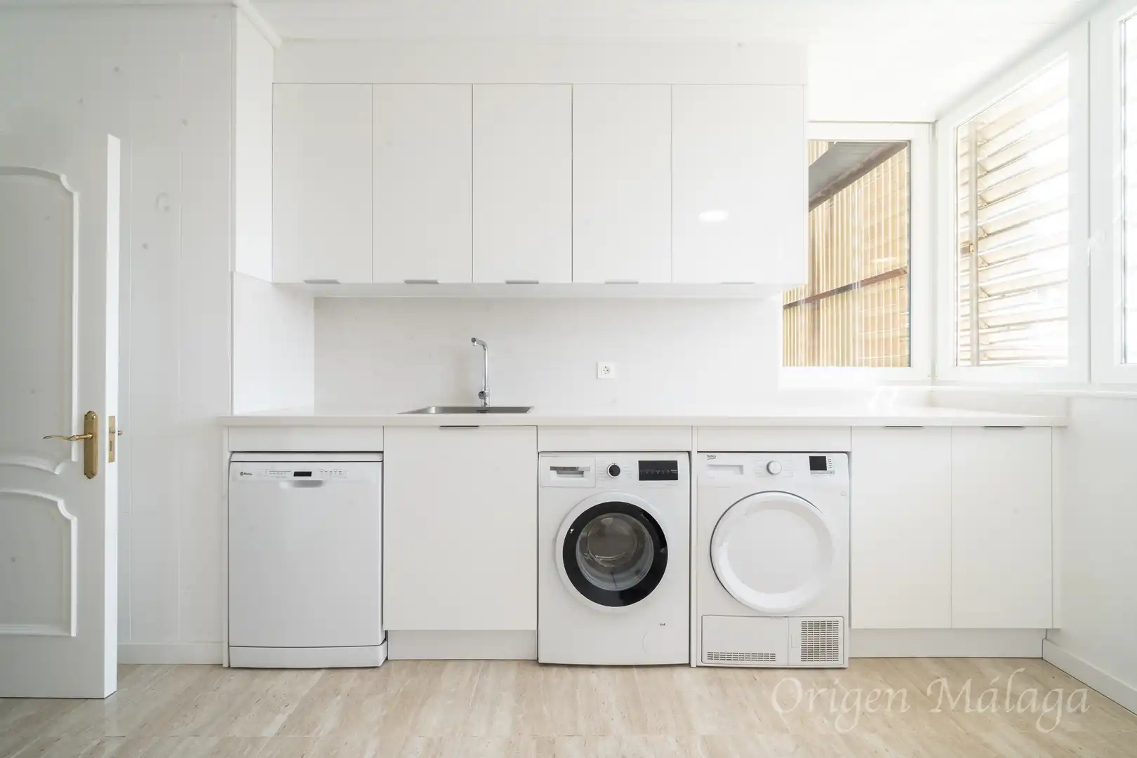 Flat for rent in N/A, Carranque - Haza Cuevas