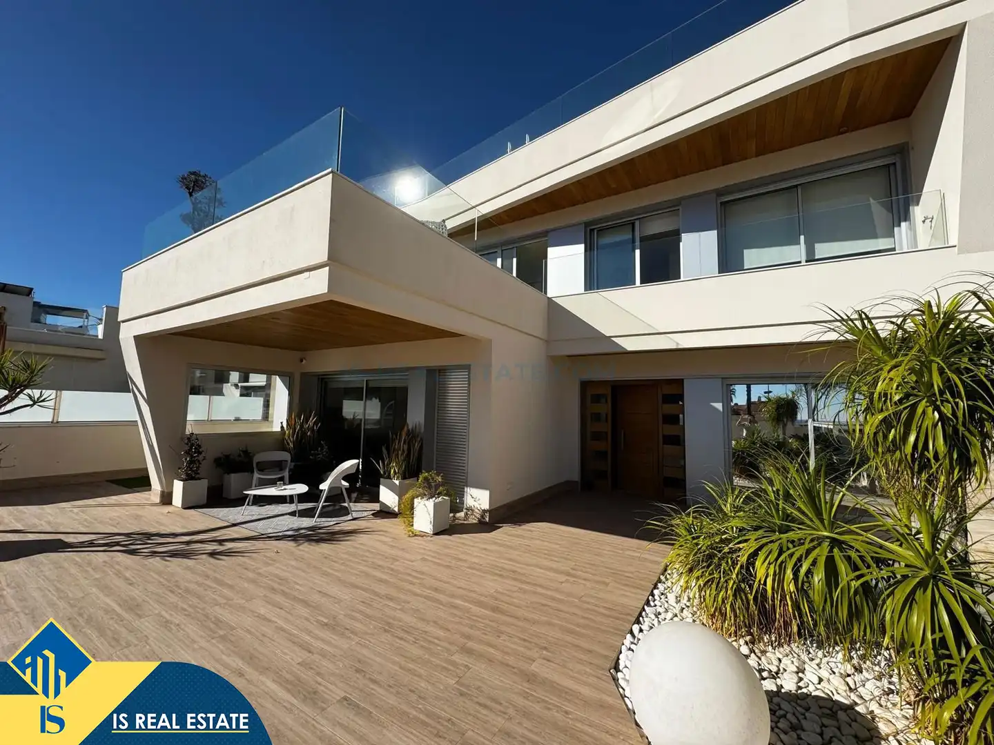 Villa mit Pool zum Verkauf in Orihuela Costa