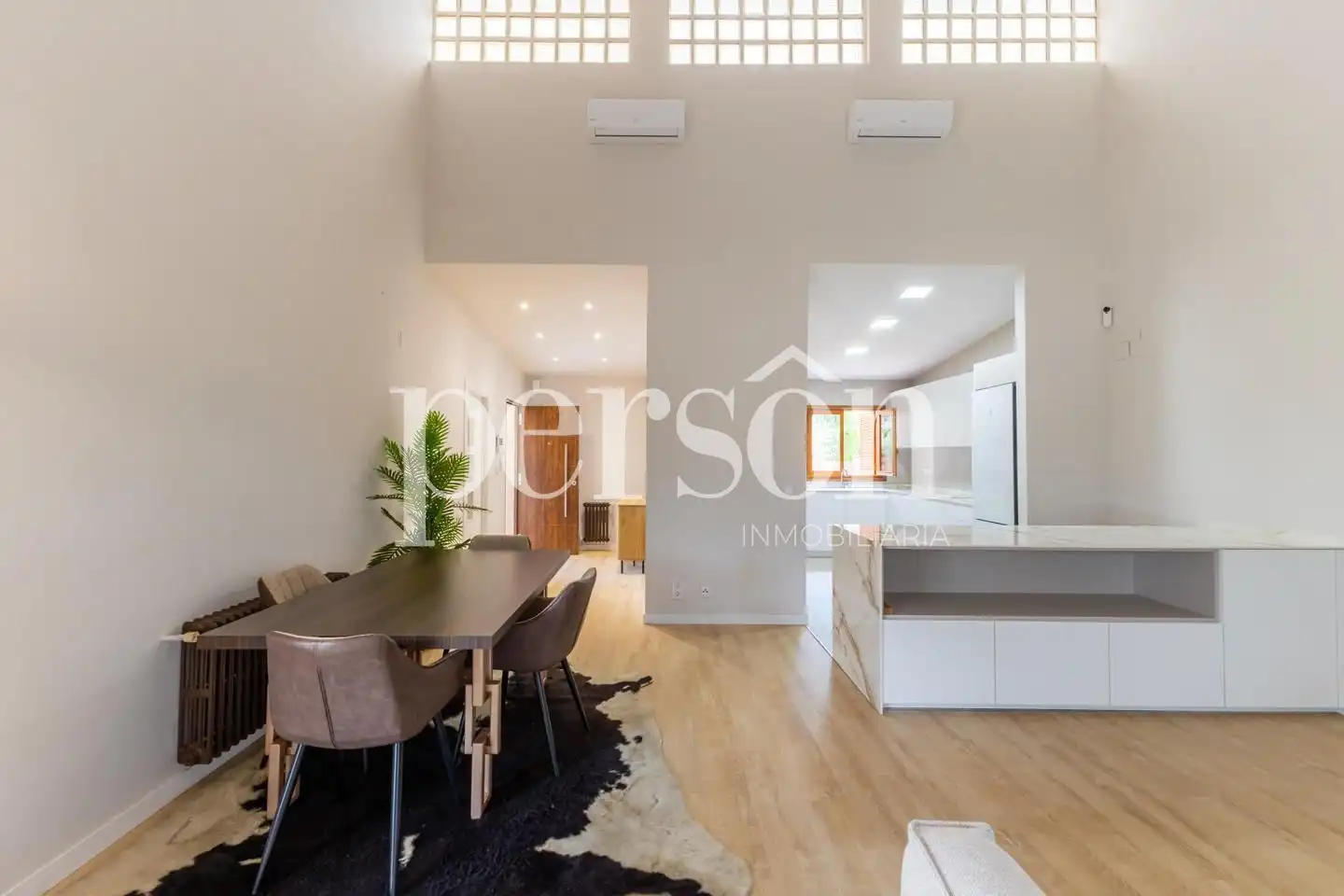 Exterior view of Houses for rent in Chiva  with Air Conditioner, Private garden and Terrace
