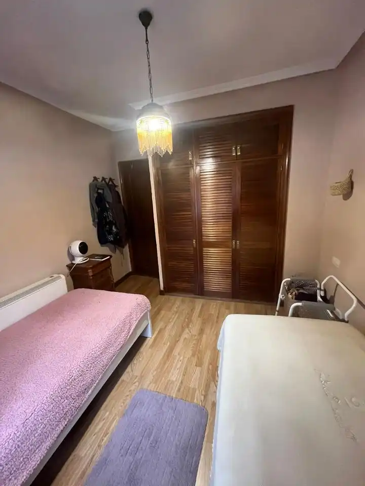 Schlafzimmer von Wohnung zum Verkauf in Madrid