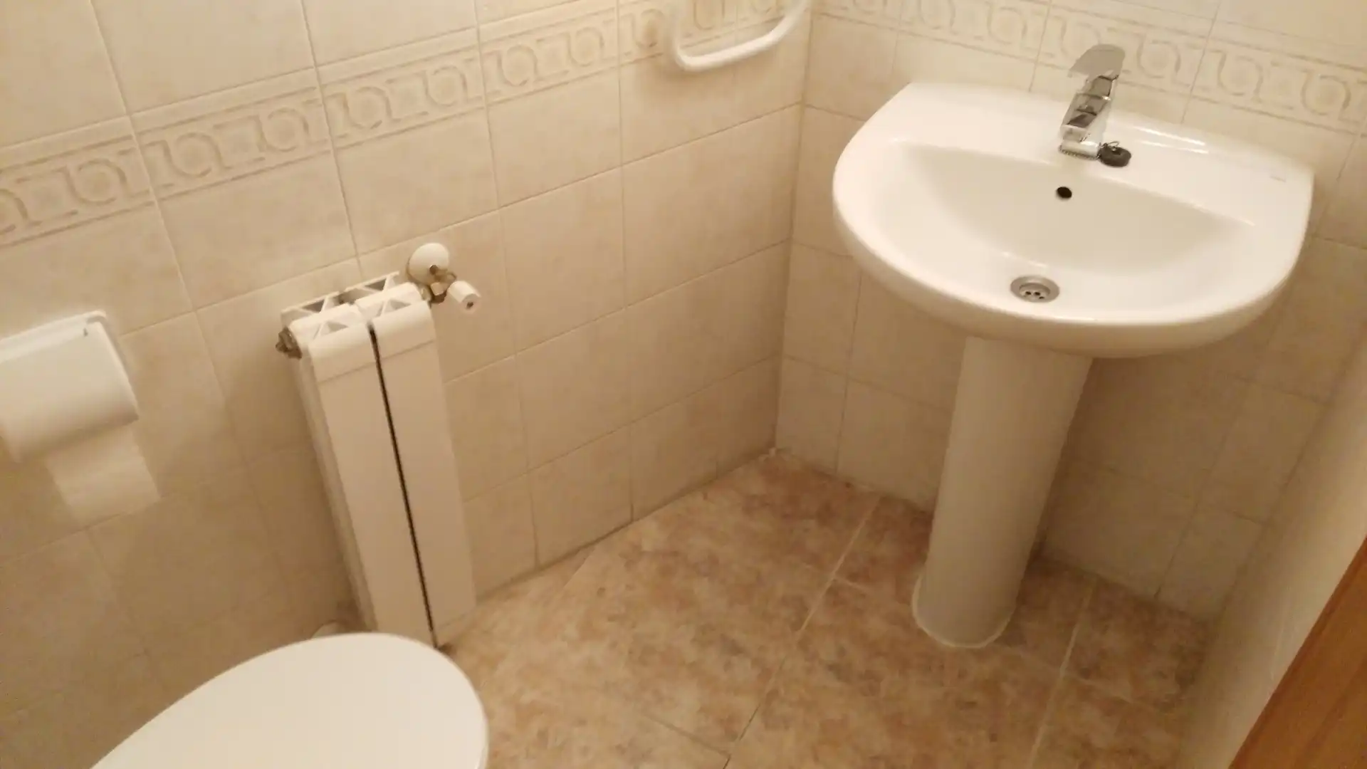 Baño de Dúplex en venta en Alpedrete con Calefacción y Balcón