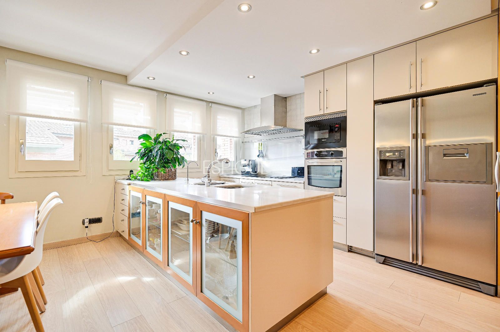 Kitchen of Single-family semi-detached for sale in Sant Cugat del Vallès  with Air Conditioner, Heating and Private garden