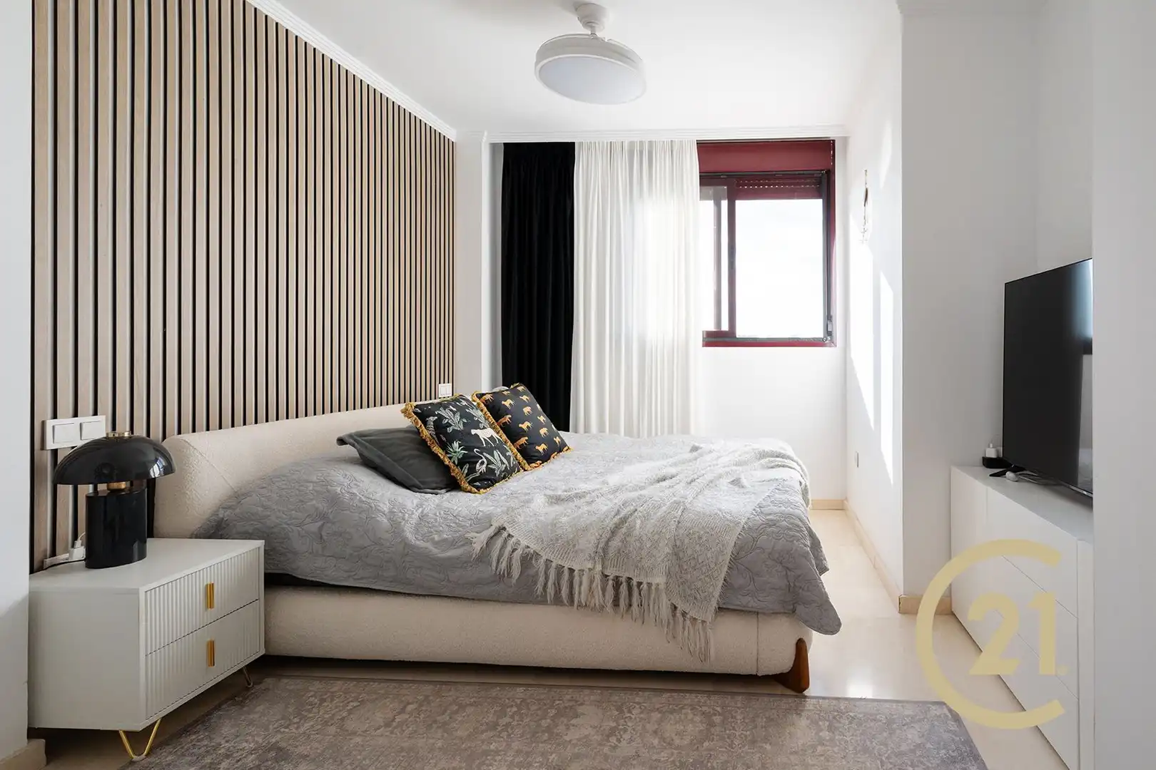 Habitación de Casa adosada en venta en Ojén con Aire acondicionado, Calefacción y Jardín privado