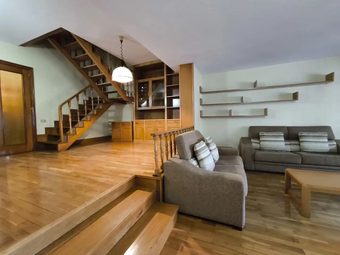 Living room of Duplexes for rent in Murcia  with Air Conditioner, Terrace and Furnished