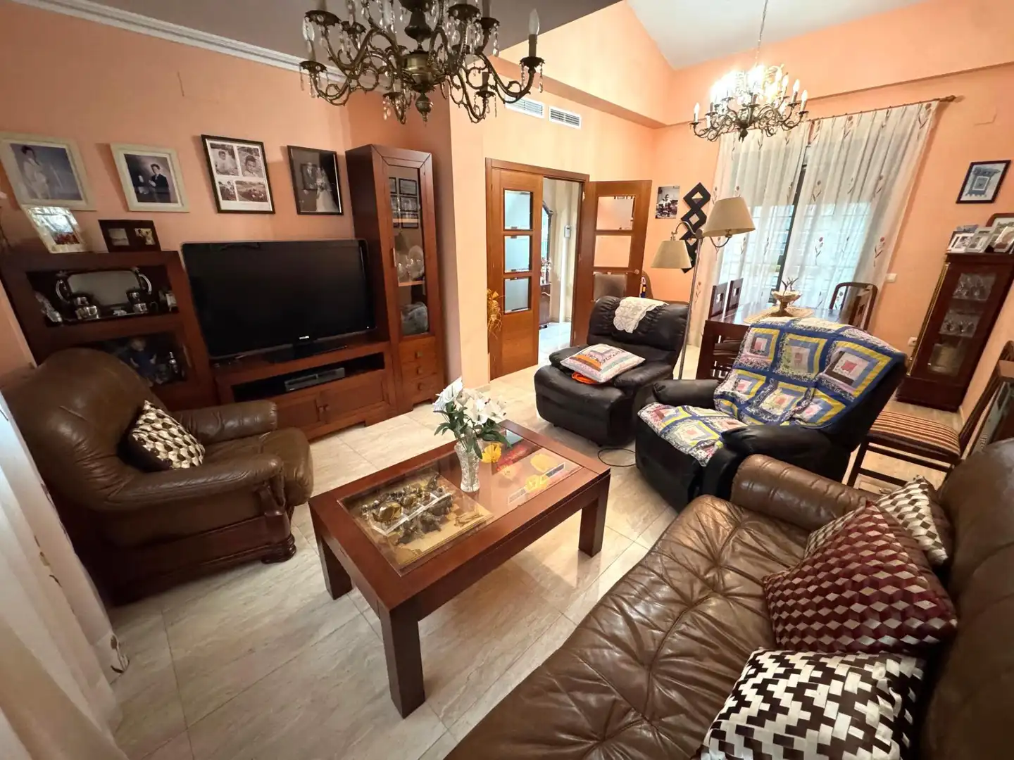 Living room of Detached homes for sale in Punta Umbría  with Air Conditioner, Terrace and Furnished