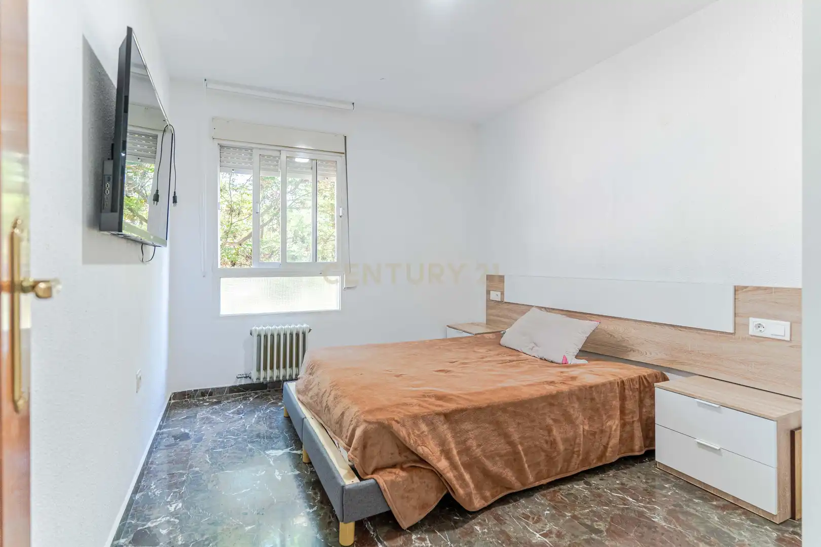Habitación de Apartamento en venta en Granada con Aire acondicionado