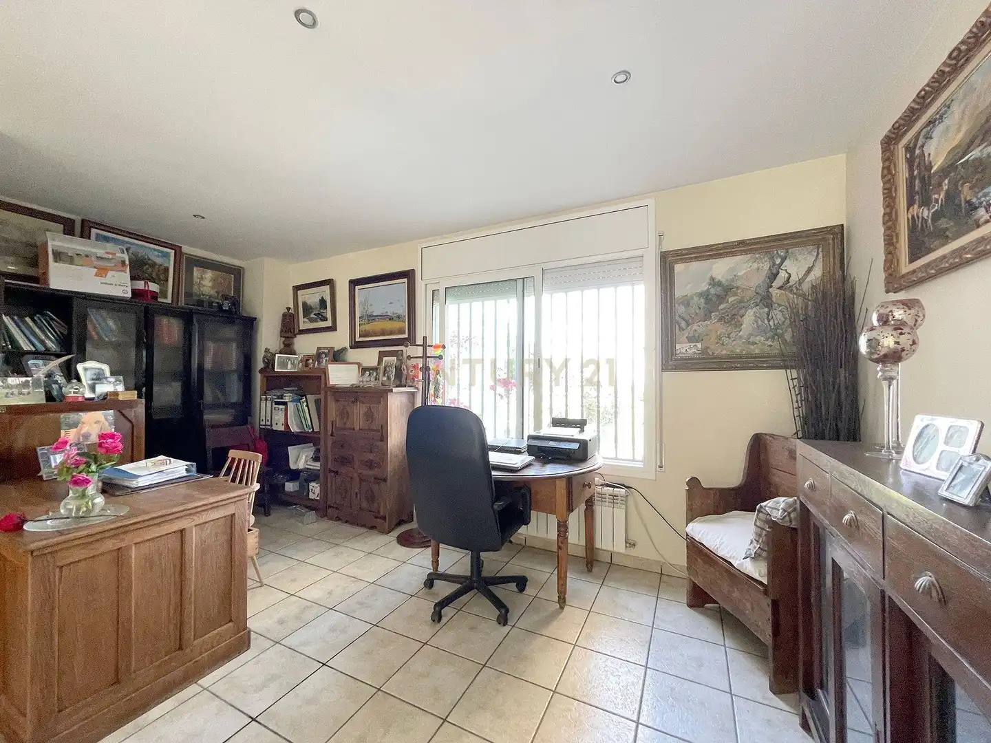 Living room of Houses for sale in Terrassa  with Air Conditioner, Private garden and Storage room