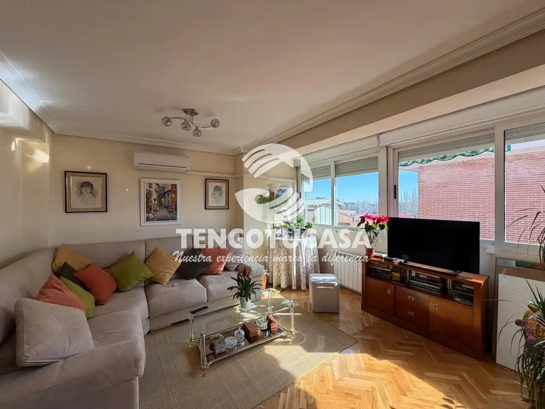 Sala de estar de Piso en venta en  Madrid Capital con Aire acondicionado, Calefacción y Amueblado