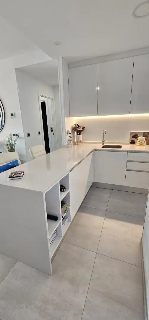 Mini appartamento con piscina in vendita a Avenida República Argentina, imagen 23