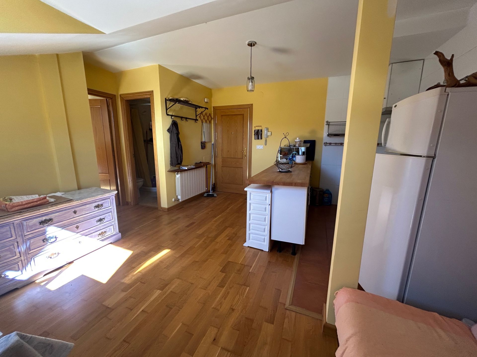 Cuina de Apartament en venda en Bernuy de Porreros amb Calefacció, Moblat i Rentadora