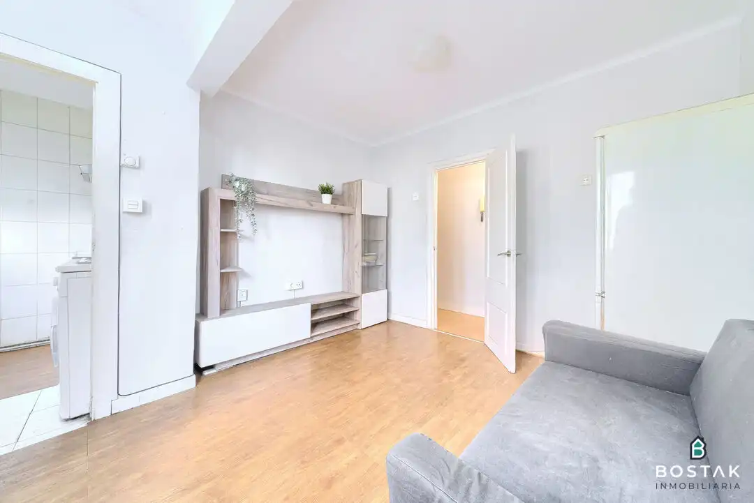 Living room of Flat for sale in Bilbao   with Heating
