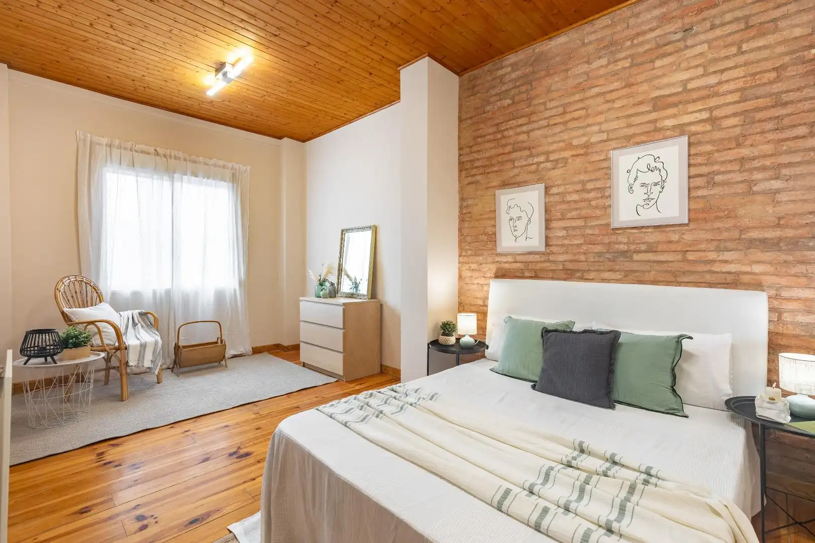 Schlafzimmer von Maisonette zum Verkauf in Valencia mit Klimaanlage und Balkon