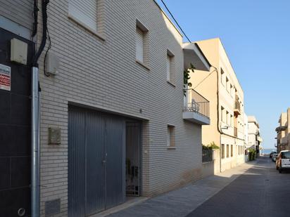 Vista exterior de Casa o xalet en venda en L'Ampolla amb Terrassa