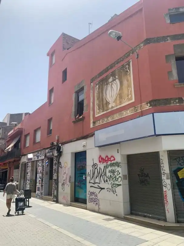 Vista exterior de Edificio en venta en Malgrat de Mar